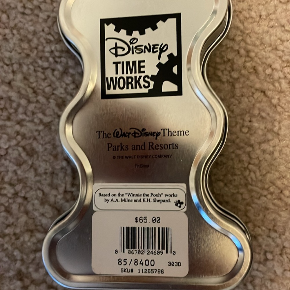 Disney Christmas Watch - Picture 4 of 4